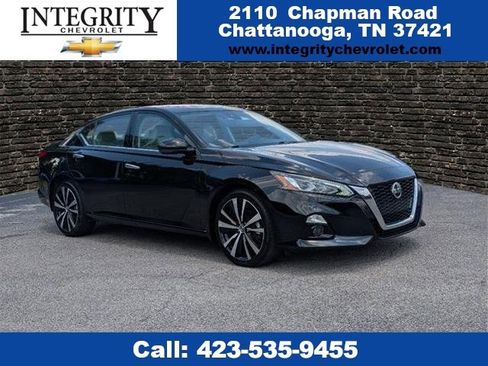 Used 2022 Nissan Altima 2.5 Platinum image 1