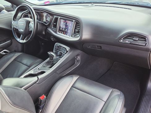 Used 2021 Dodge Challenger SXT w/ Plus Package RWD image 13