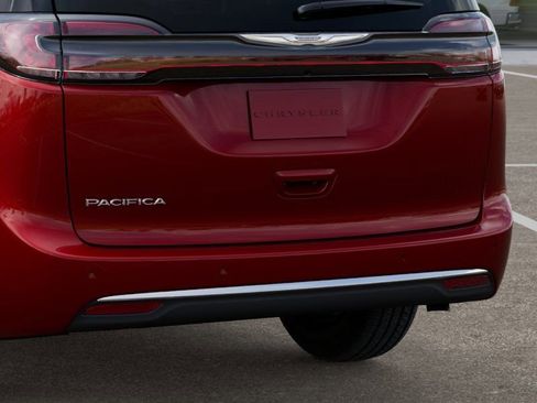 New 2026 Chrysler Pacifica Select image 14