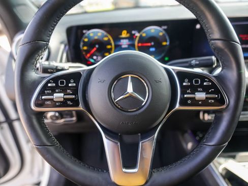 Used 2023 Mercedes-Benz EQB 350 4MATIC SUV image 12