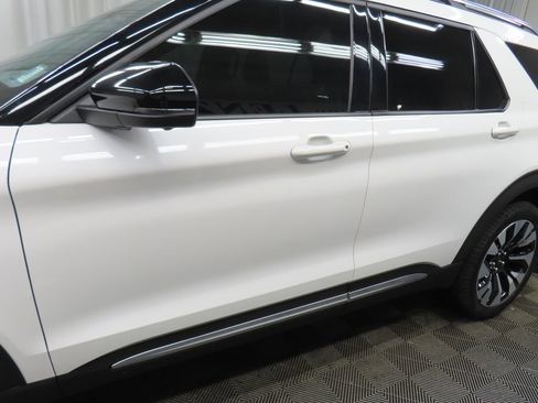 Used 2025 Ford Explorer Platinum w/ LUX Leather Package AWD/4WD image 53