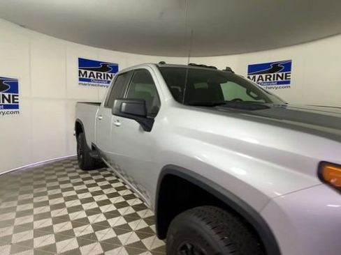 Used 2021 Chevrolet Silverado 3500 LT w/ Remote Start Package AWD/4WD image 4