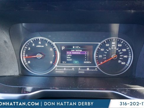 Used 2023 Kia Sorento LX image 6