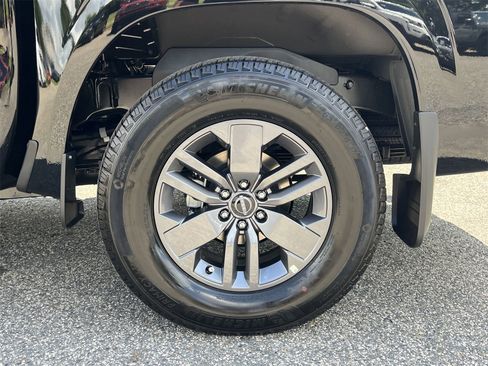 New 2025 Nissan Frontier SV w/ SV Convenience Package image 30