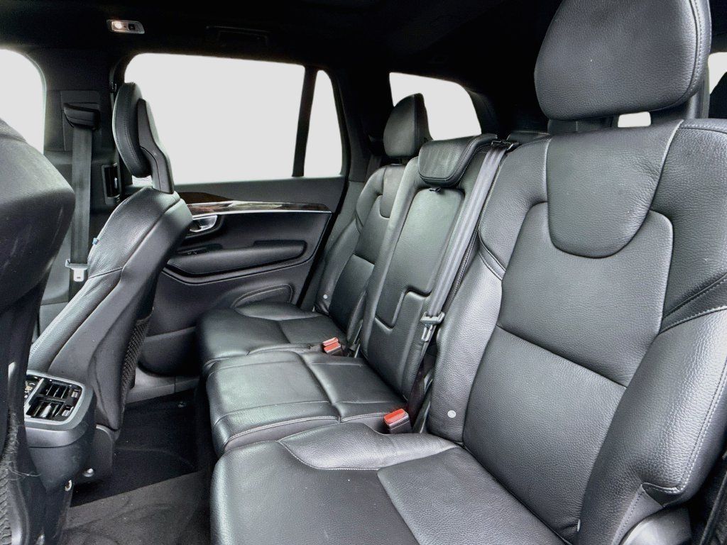 Used 2017 Volvo XC90 T6 Momentum w/ Vision Package AWD/4WD image 16