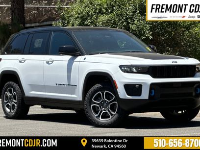 New 2023 Jeep Grand Cherokee Trailhawk w/ Advanced Protech Group II