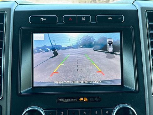 Used 2020 Ford Expedition Max XLT w/ Equipment Group 202A image 14