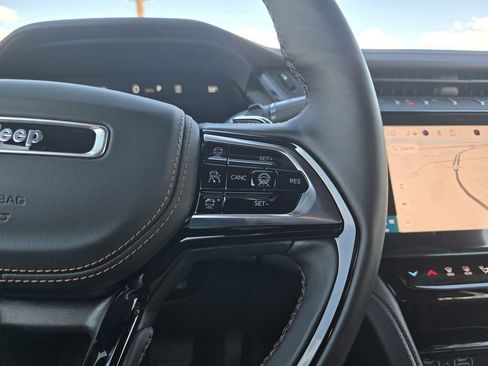 New 2026 Jeep Grand Cherokee Summit AWD/4WD image 16