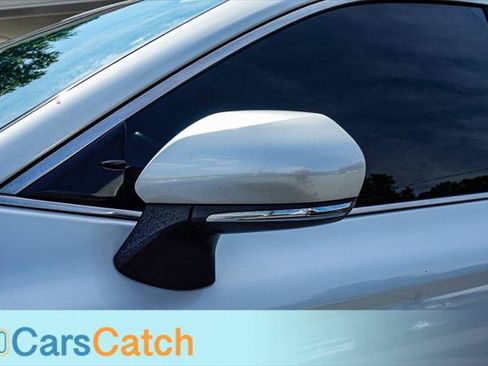 Used 2019 Toyota Camry XSE FWD image 17