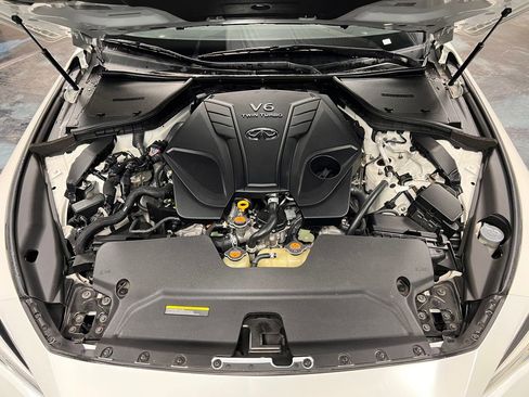 Used 2019 INFINITI Q50 Luxe w/ Essential Package (3.0T Luxe) image 18