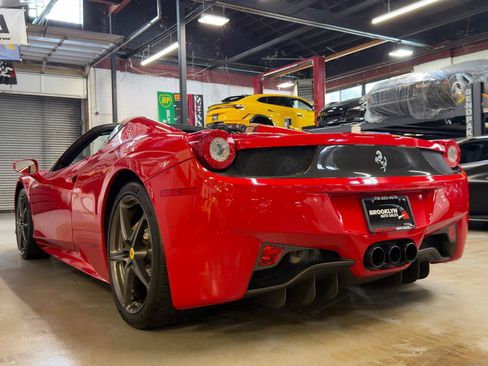 Used 2014 Ferrari 458 Spider RWD image 10