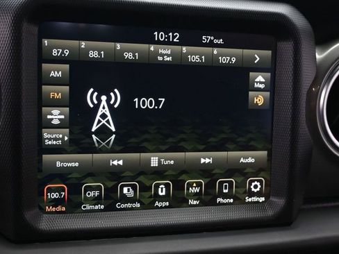 Used 2022 Jeep Wrangler Unlimited Sahara image 18