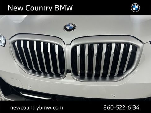 New 2026 BMW X5 xDrive40i w/ Climate Comfort Package image 28