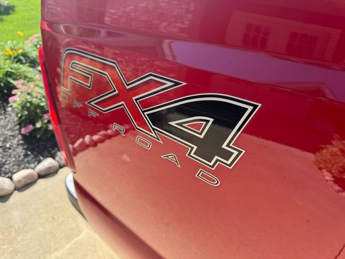 Used 2015 Ford F250 Lariat w/ Lariat Ultimate Package image 35