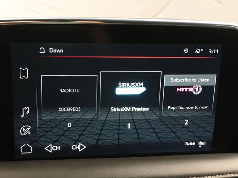 Used 2023 GMC Yukon SLT image 18