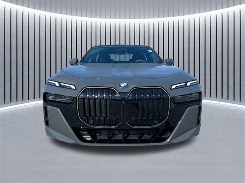 Certified 2026 BMW 740i xDrive image 10