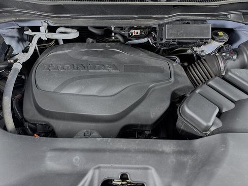 Certified 2023 Honda Passport TrailSport image 30