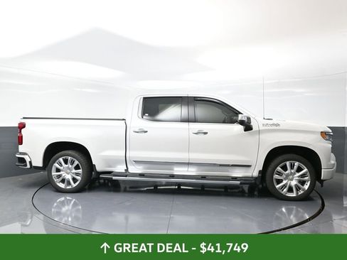 Used 2022 Chevrolet Silverado 1500 High Country w/ High Country Premium Package image 4