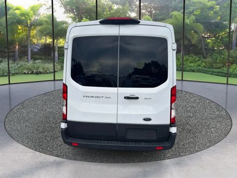 Used 2025 Ford Transit 350 XLT RWD image 6