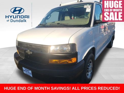 Used 2020 Chevrolet Express 2500 Work Van image 2