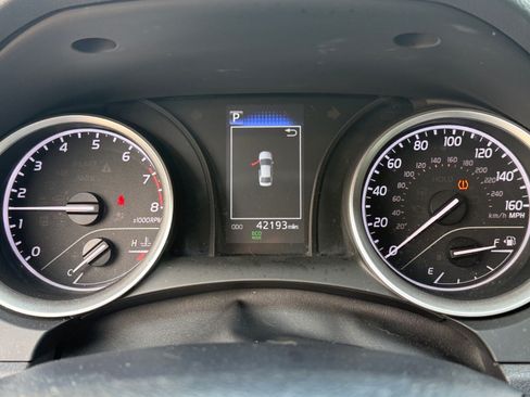 Used 2023 Toyota Camry LE FWD image 11