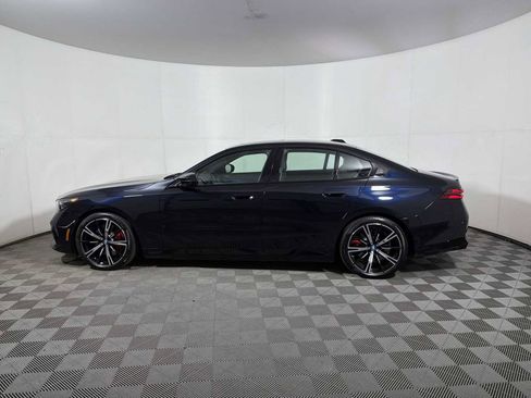Used 2024 BMW i5 M60 w/ Premium Package image 4