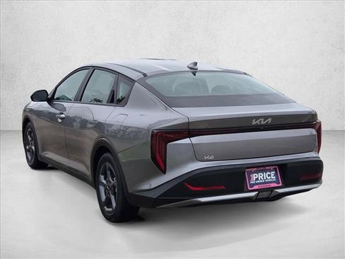 Used 2025 Kia K4 FWD image 8