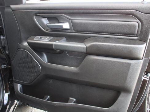 New 2026 RAM 1500 Express image 24