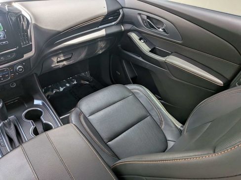 Used 2019 Chevrolet Traverse Premier w/ Redline Edition AWD/4WD image 19