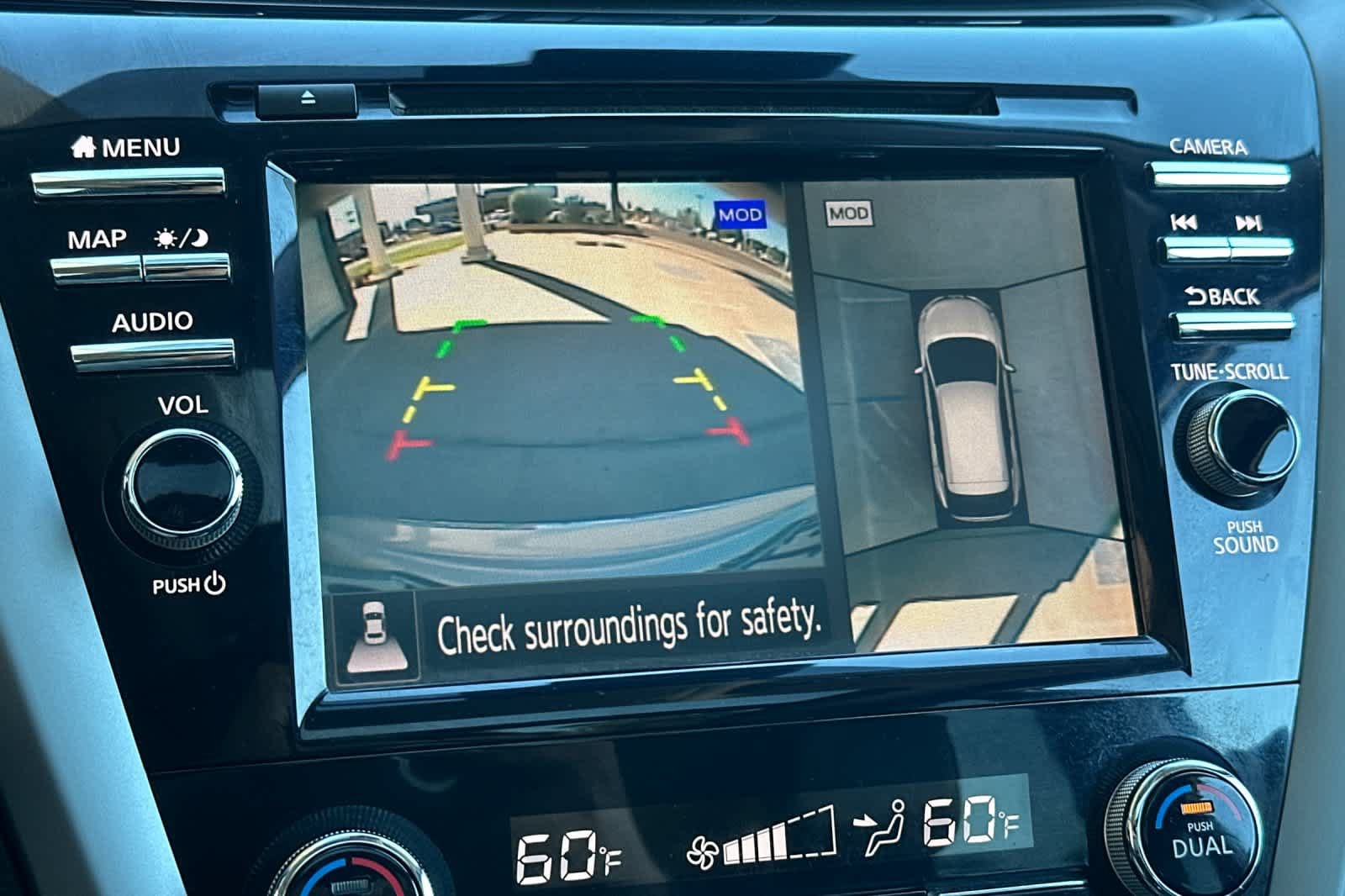 Used 2020 Nissan Murano SL w/ Moonroof Package AWD/4WD image 18