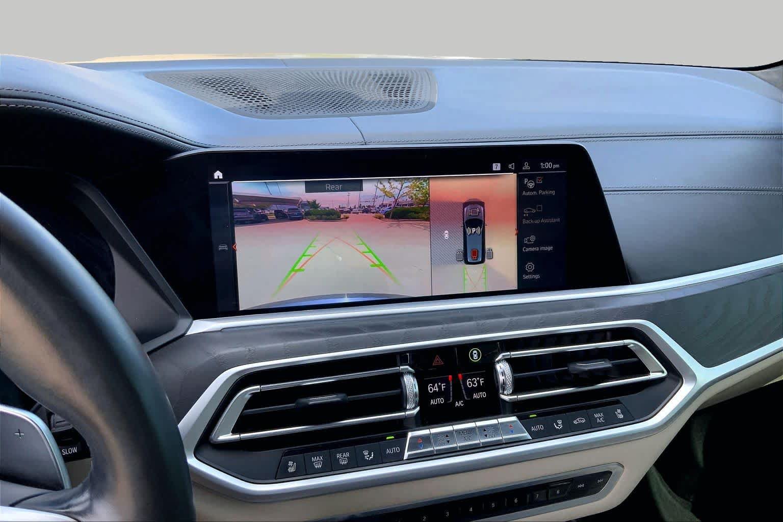Used 2020 BMW X7 xDrive40i w/ M Sport Package AWD/4WD image 25