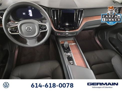 Used 2023 Volvo XC60 B5 Plus AWD/4WD image 20