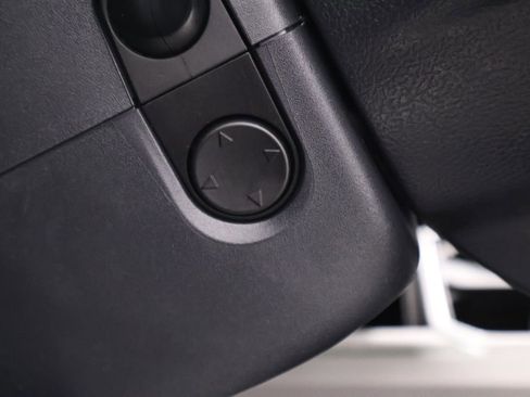 Used 2022 Ford F350 Lariat w/ Black Appearance Package image 27