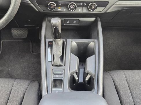 Used 2025 Honda Accord LX image 17