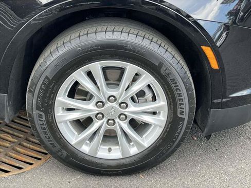 Used 2023 Cadillac XT5 Luxury AWD/4WD image 9