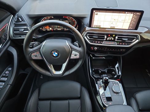 Certified 2022 BMW X4 xDrive30i image 14