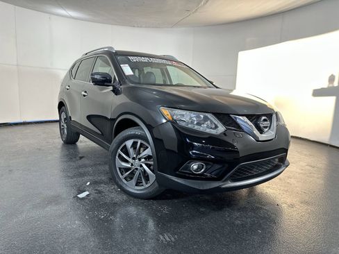 Used 2016 Nissan Rogue SL image 3