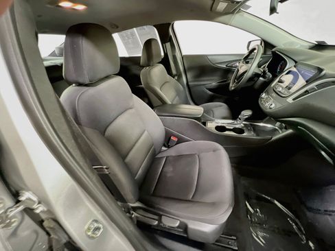 Used 2022 Chevrolet Malibu LT FWD image 26