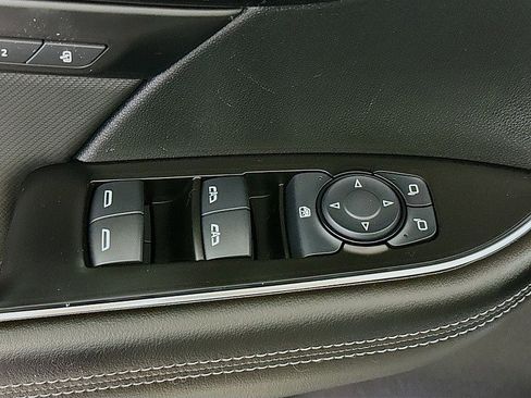 Used 2024 Buick Envision Preferred image 18