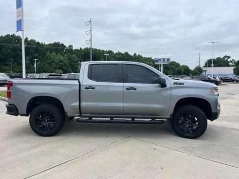 Used 2025 Chevrolet Silverado 1500 LT Trail Boss w/ Convenience Package II AWD/4WD image 10