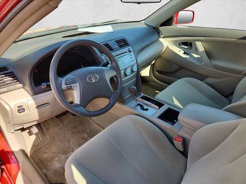 Used 2009 Toyota Camry LE FWD image 12
