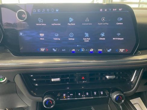 Used 2025 Chevrolet Suburban RST w/ Comfort Package image 22