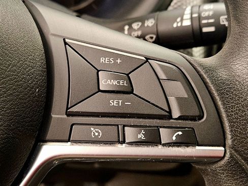 Used 2018 Nissan Kicks SV w/ Exterior Package image 14