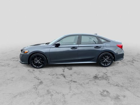 Used 2023 Honda Civic Sport image 5