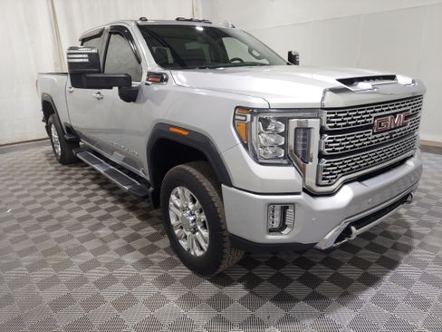 Used 2022 GMC Sierra 2500 Denali AWD/4WD image 4