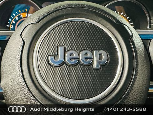 Used 2021 Jeep Wrangler Unlimited Sahara AWD/4WD image 19