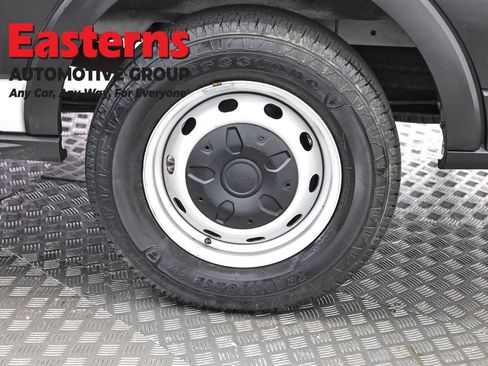 Used 2021 Ford Transit 150 Low Roof RWD image 33