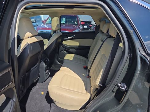 Used 2023 Ford Edge SEL w/ Convenience Package AWD/4WD image 16