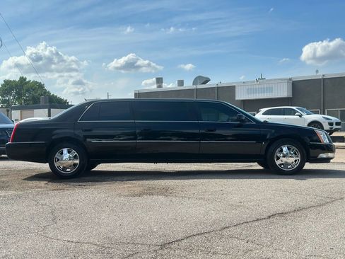 Used 2006 Cadillac DTS FWD image 8