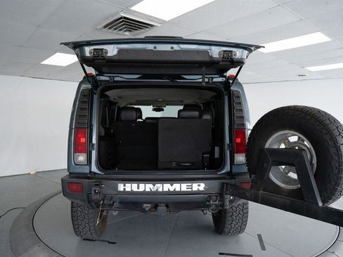 Used 2005 HUMMER H2 w/ Preferred Equipment Group image 9